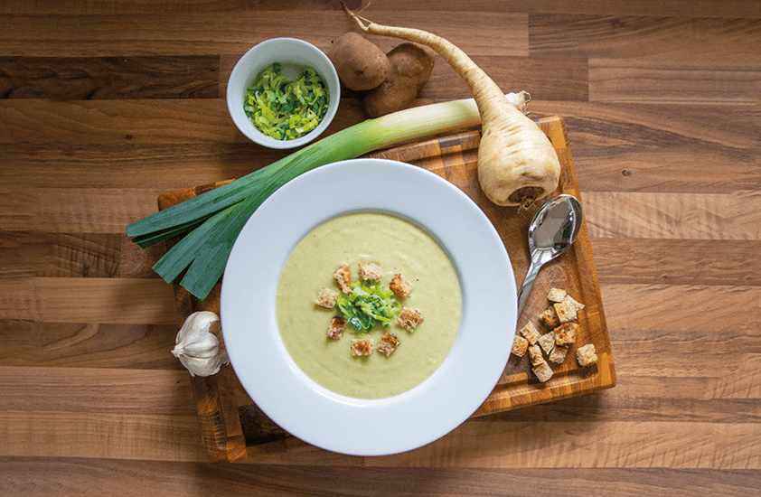 Porree-Pastinaken Suppe | Saisonale Suppe mit regionalem Gemüse