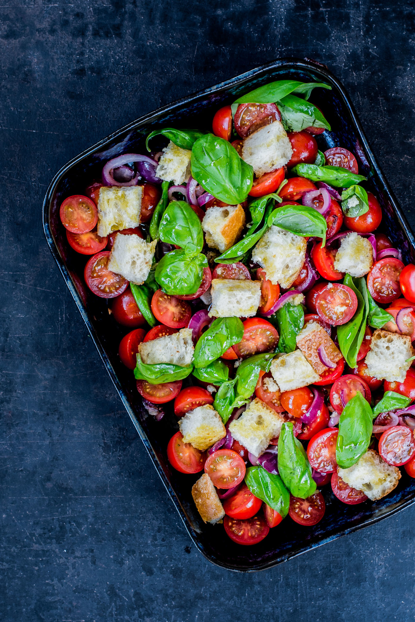 Italienischer Tomaten-Brot-Salat